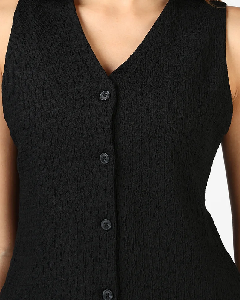 bewakoof Women's Black Textured Short Top